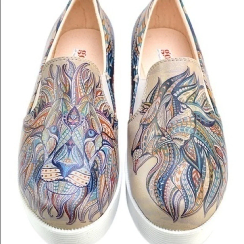 GOBY Blue Feather Lion Slip-On Sneakers